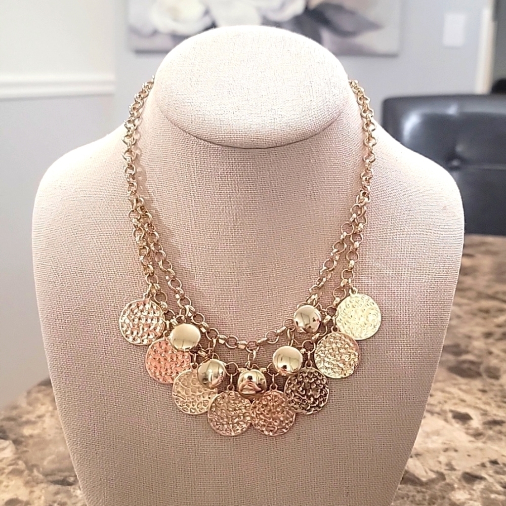Chico’s Gold Tone Matte and Glossy Disc Bib Necklace  NWOT